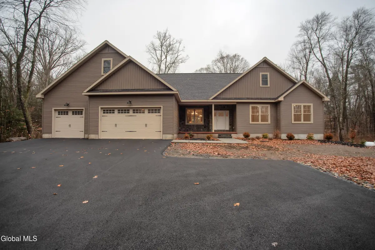 29 Sweet Road, Moreau, NY 12831 - Image #1