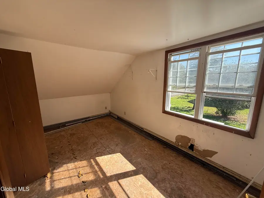 136 Hudson River Road, Waterford, NY 12188 - Image #3