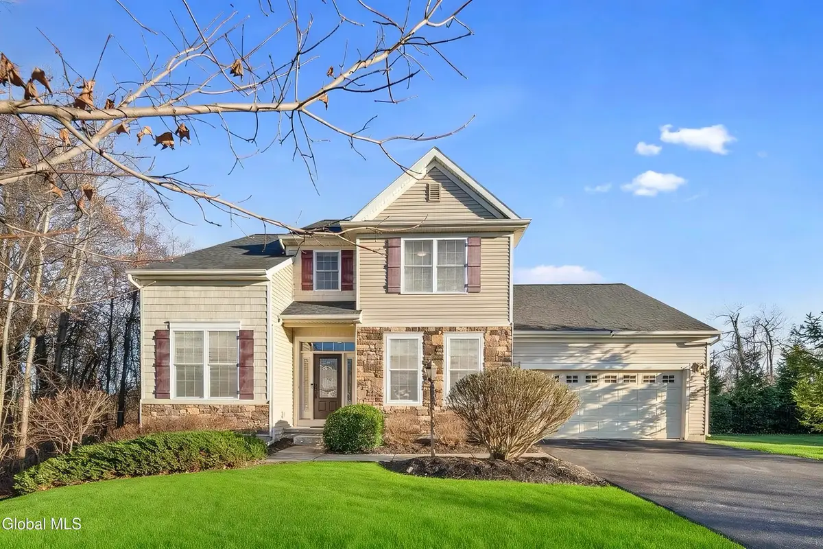 42 Chester Drive, Halfmoon, NY 12118 - Image #1