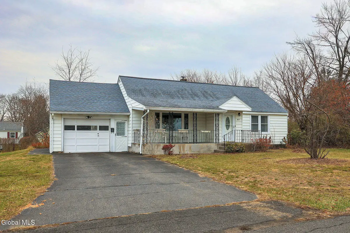 805 Marion Avenue, Schenectady, NY 12303 - Image #1