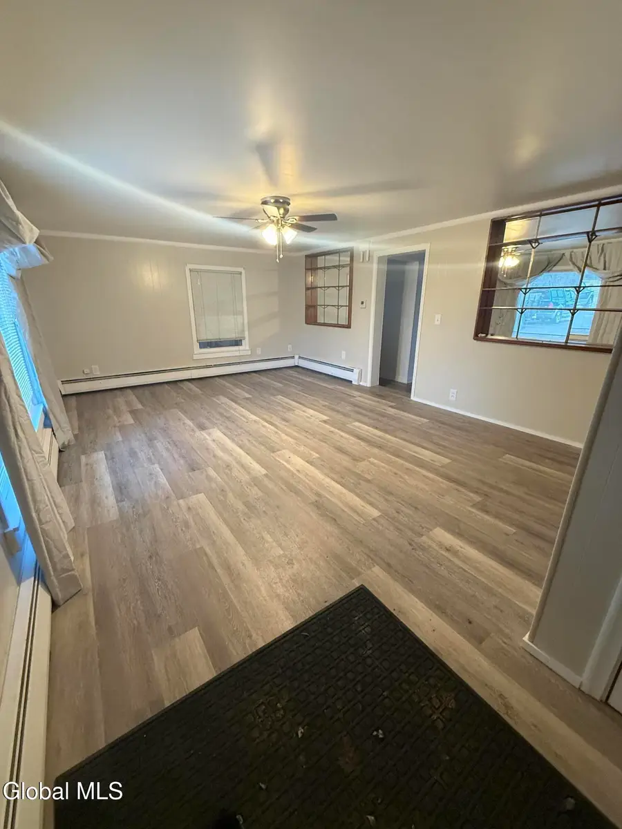 46 Consaul Road, Colonie, NY 12205 - Image #2