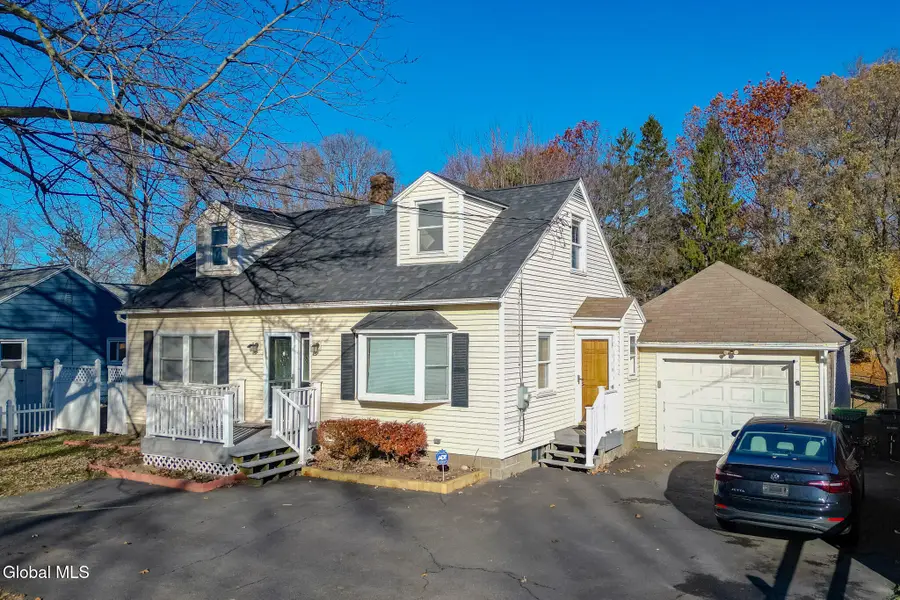 539 Albany Shaker Road, Loudonville, NY 12211 - Image #2