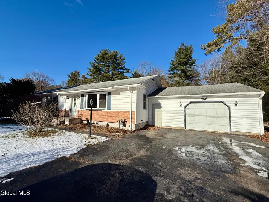 165 Reservoir Road, Moreau, NY 12828 - Image #2