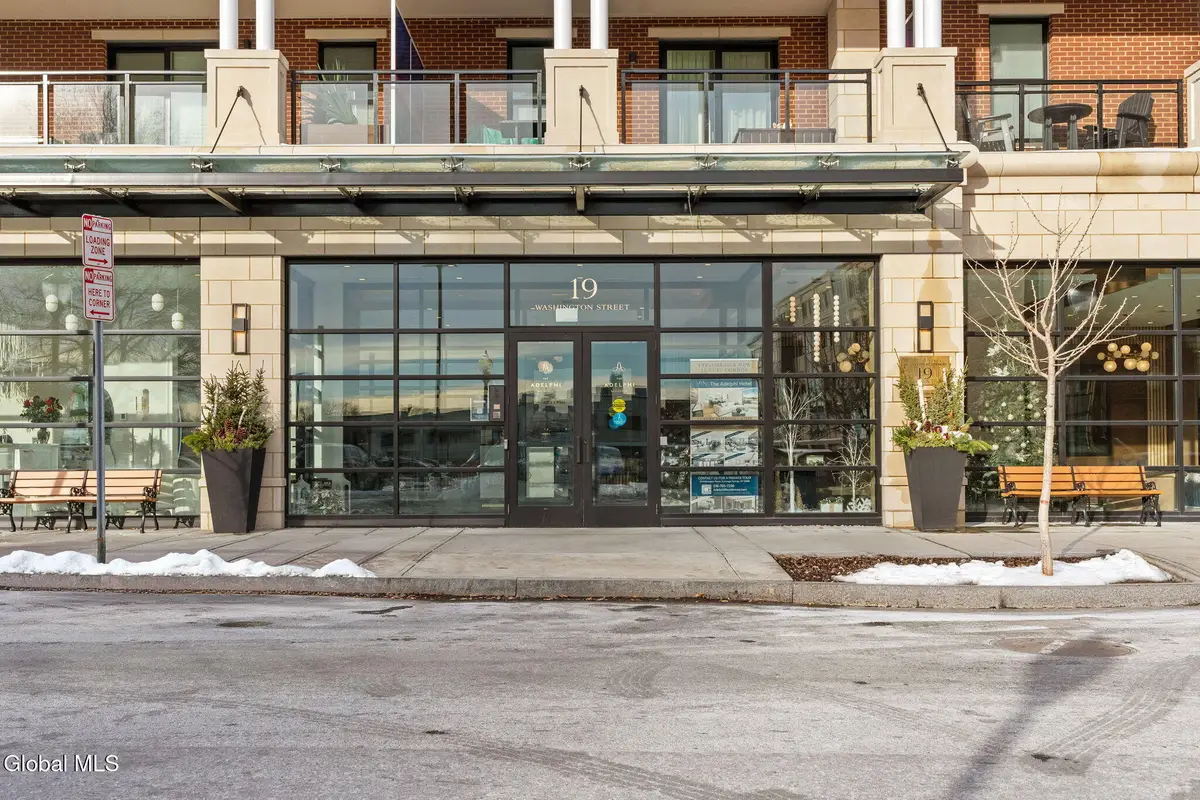 19 Washington Street #454 B3, Saratoga Springs, NY 12866 - Image #1