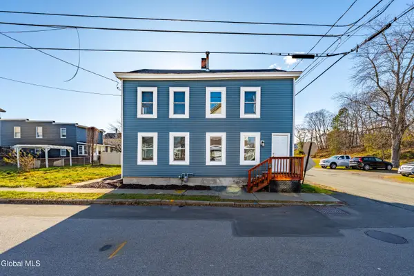 29 Hudson Street, Waterford, NY 12188