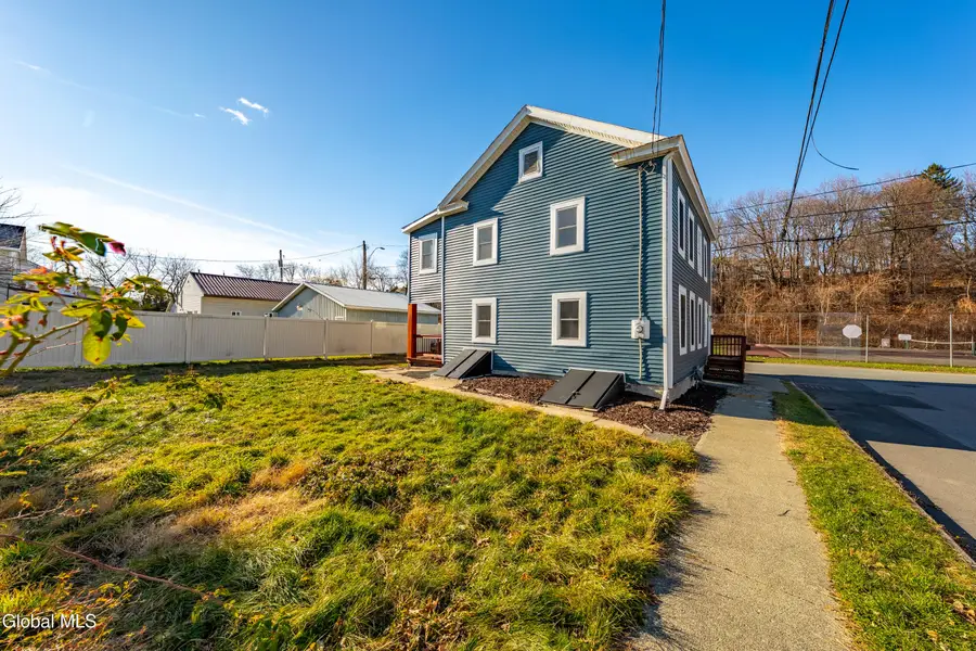 29 Hudson Street, Waterford, NY 12188 - Image #3