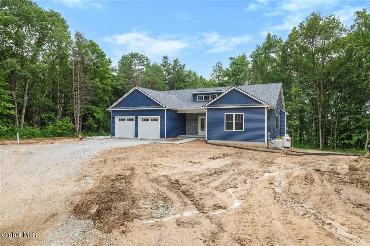 330 Selfridge Road, Moreau, NY 12831 - Image #1