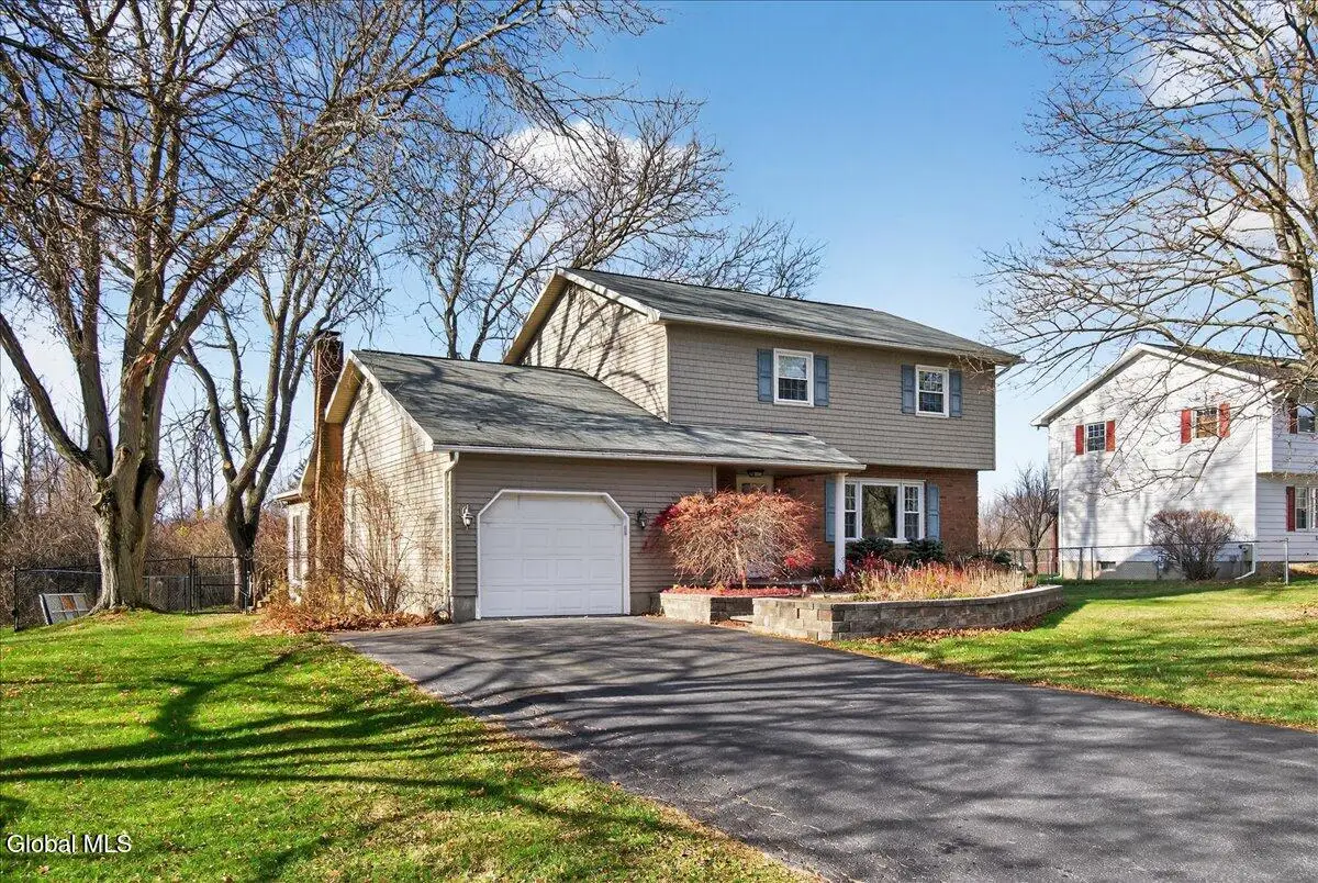 39 University Street, Bethlehem, NY 12158 - Image #1