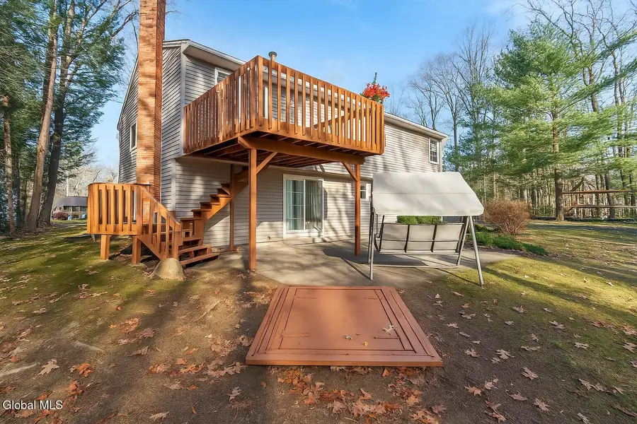 3016 Williamsburg Drive, Guilderland, NY 12303 - Image #3