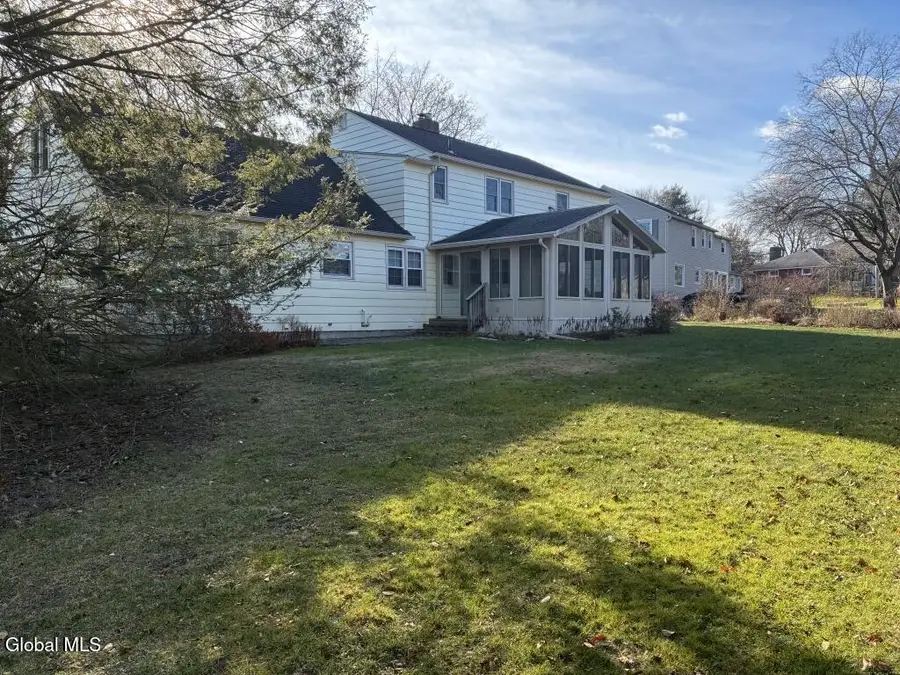 2135 Morrow Avenue, Niskayuna, NY 12309 - Image #3