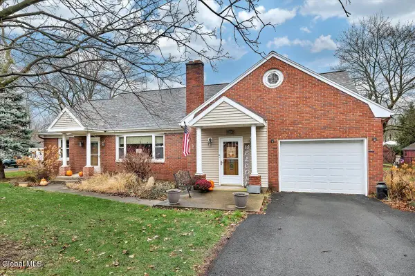 39 W Sand Lake Road, North Greenbush, NY 12198