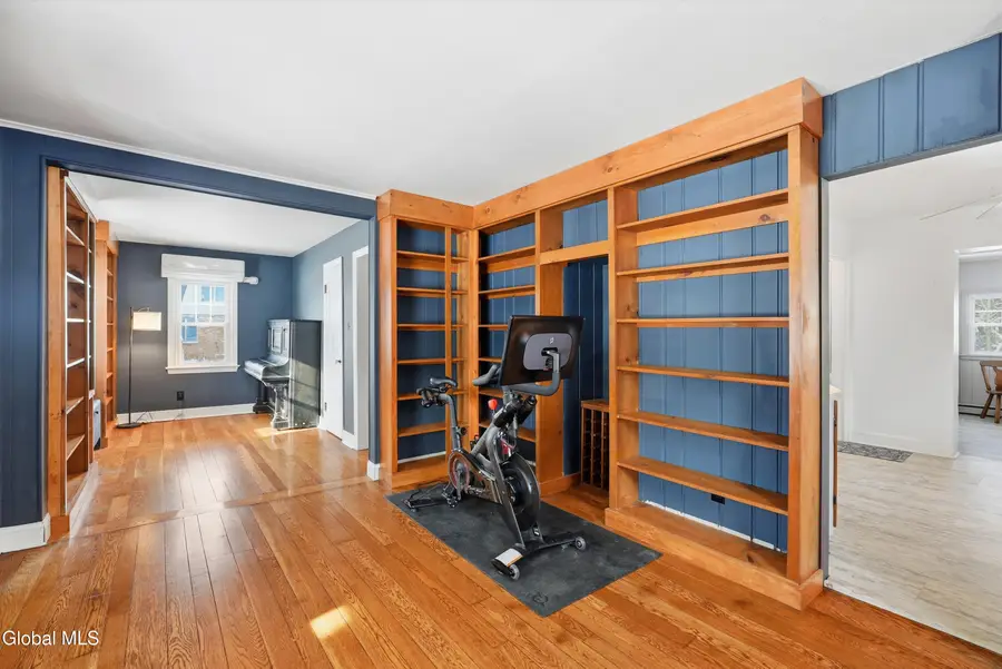 2829 Consaul Road, Schenectady, NY 12304 - Image #2