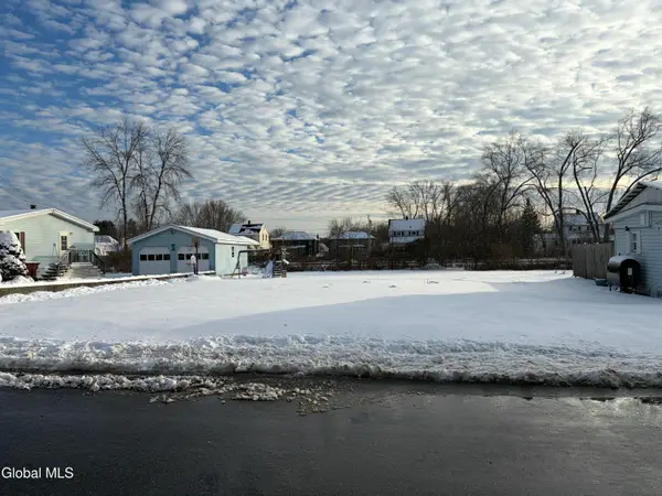 20 Elizabeth Street, Whitehall Village, NY 12887