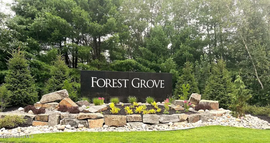 20 Angeles Avenue, Wilton, NY 12866 - Image #3