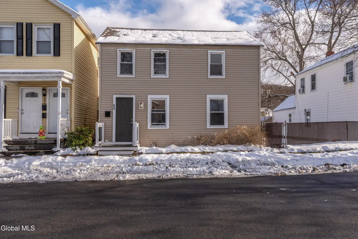 594 6th Avenue, Troy, NY 12182 - Image #1