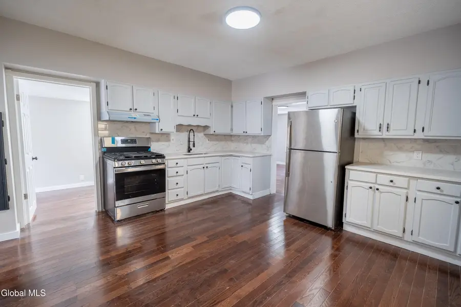 594 6th Avenue, Troy, NY 12182 - Image #3