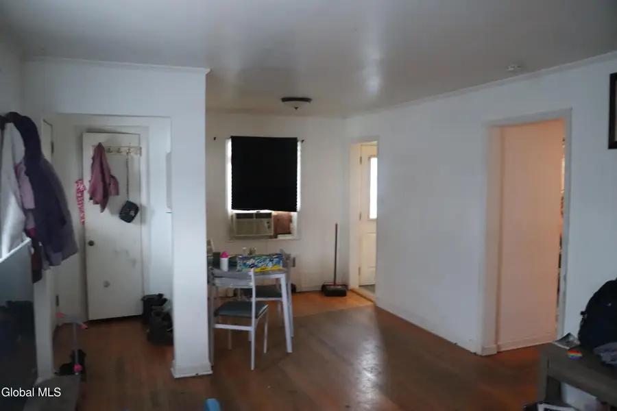 1 Holmes Court, Albany, NY 12209 - Image #3