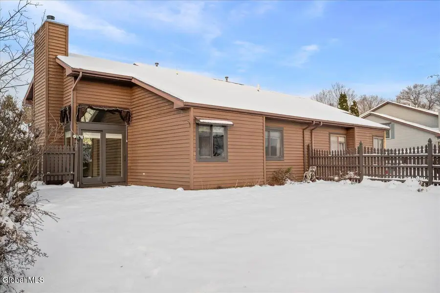 17 Oxford Road, Slingerlands, NY 12159 - Image #3