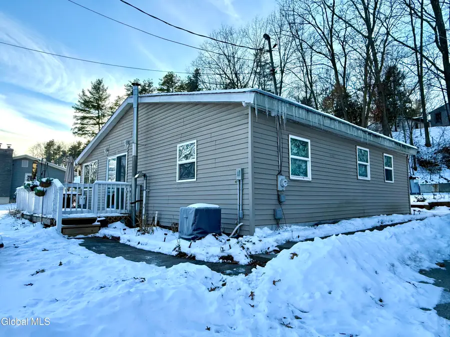 32 Twin Channels Road, Queensbury, NY 12804 - Image #2