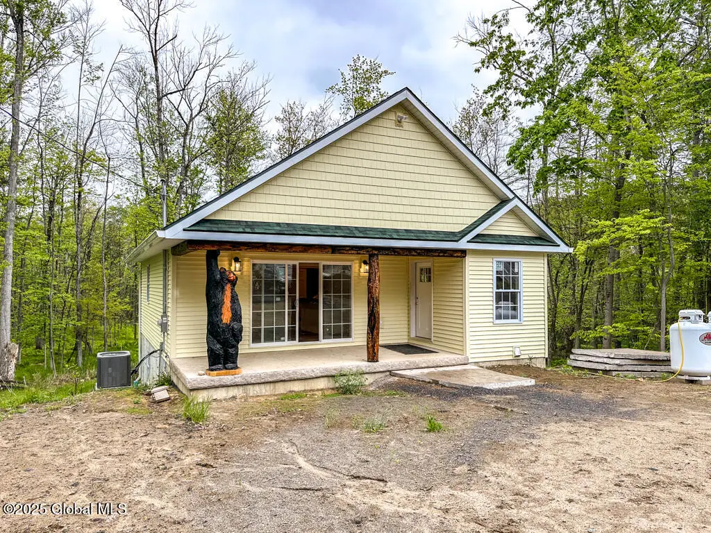 25 Forest Road, Queensbury, NY 12845 - Image #1