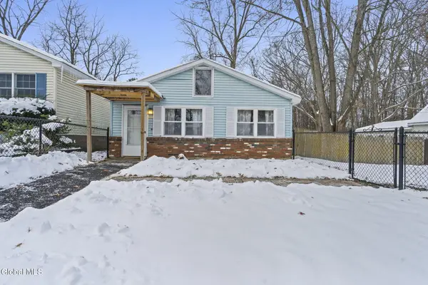 289 Donald Avenue, Schenectady, NY 12304