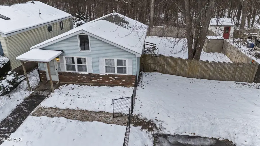 289 Donald Avenue, Schenectady, NY 12304 - Image #2