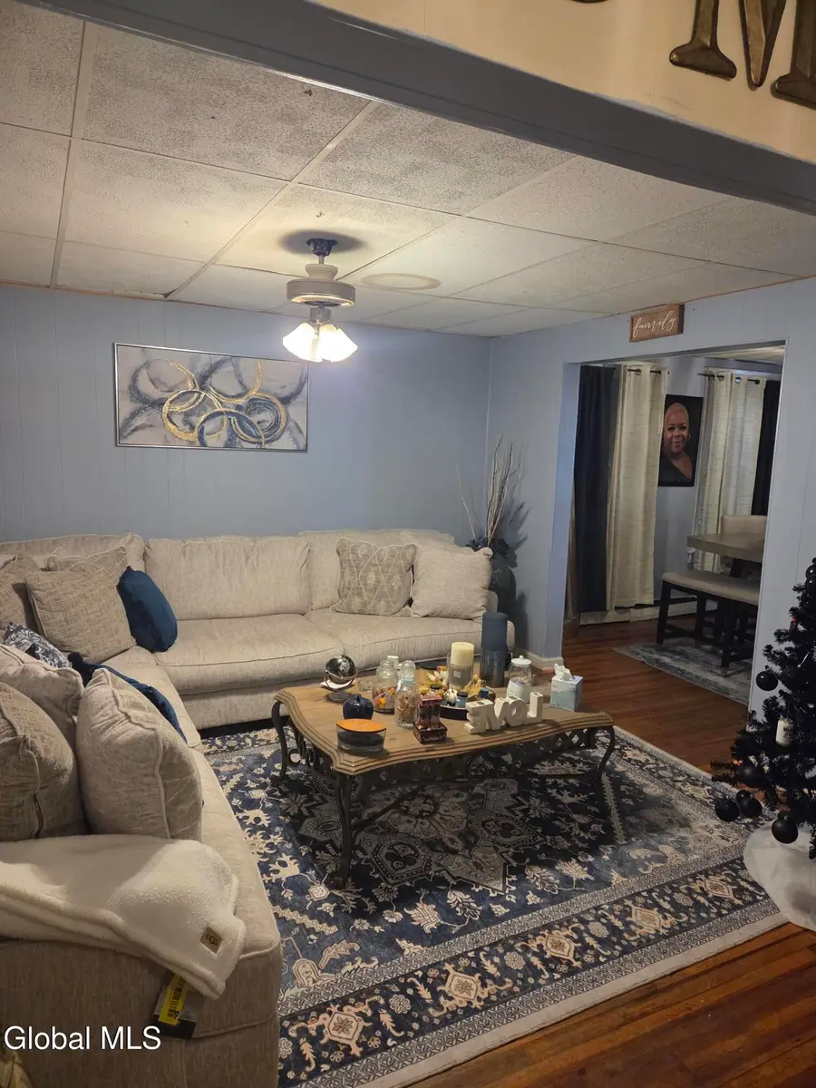 214 6th Avenue, Watervliet, NY 12189 - Image #3