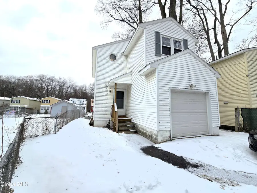 260 Donald Avenue, Schenectady, NY 12304 - Image #2