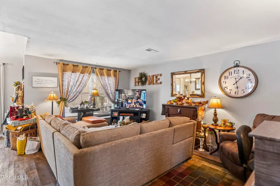 15 Stirrup Drive, East Greenbush, NY 12061 - Image #2