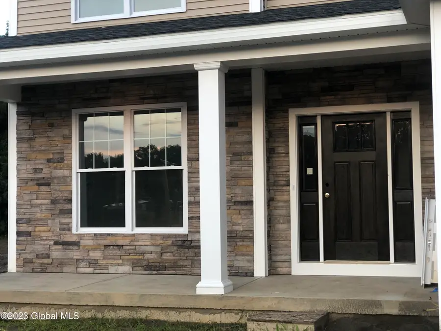 9 Wyatt's Way, Clifton Park, NY 12065 - Image #3