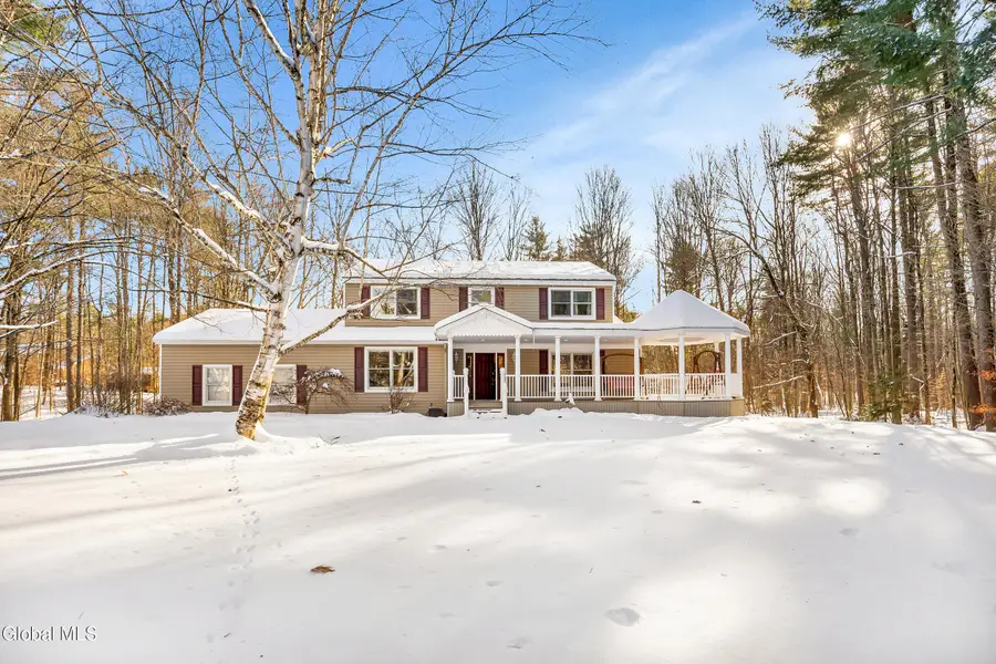 6 Bishops Court, Queensbury, NY 12804 - Image #2