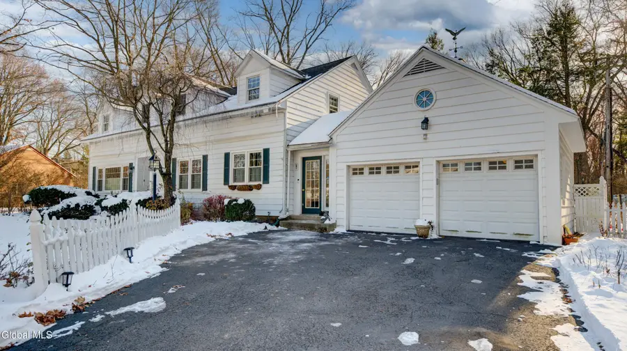 834 Jamaica Road, Schenectady, NY 12309 - Image #3