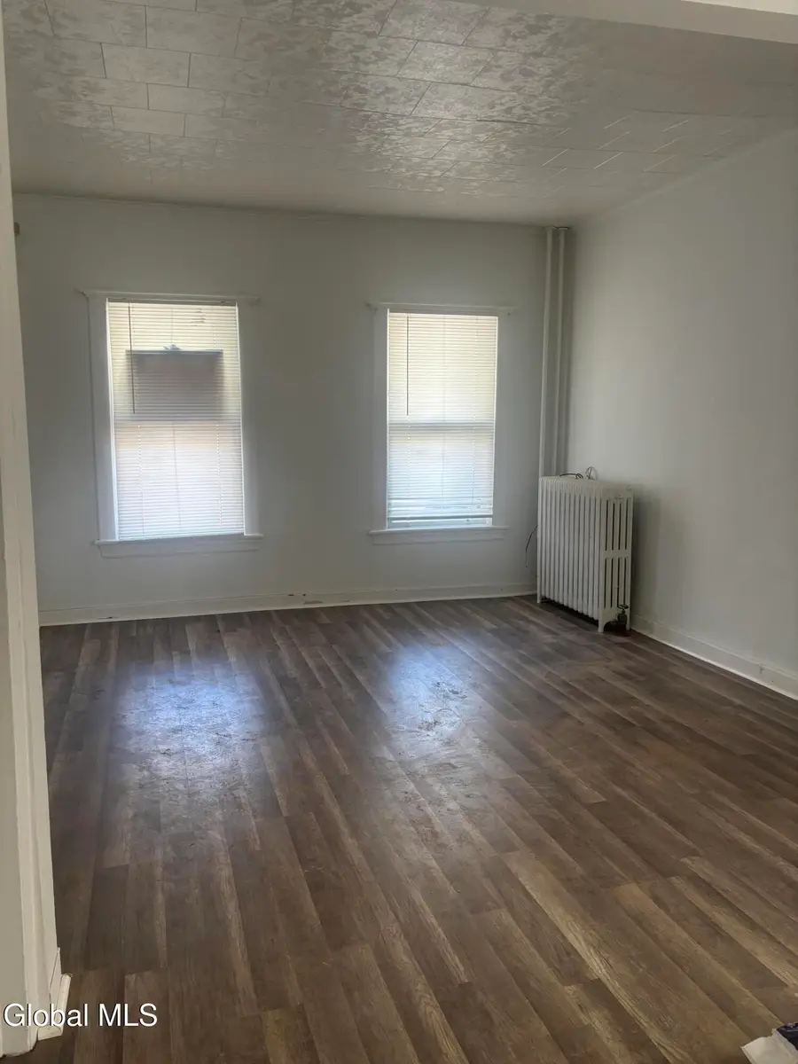 9 Pennsylvania Avenue, Albany, NY 12206 - Image #2