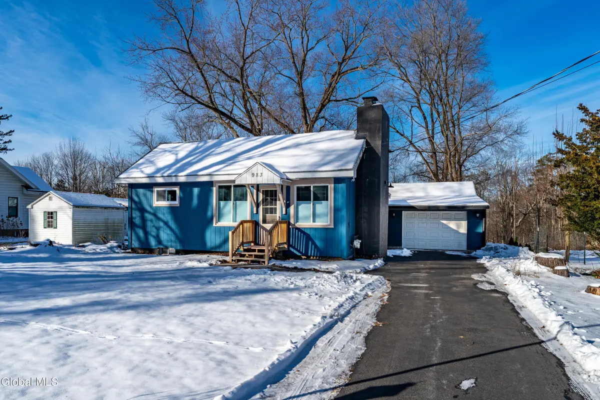 983 Us Route 9w, Bethlehem, NY 12158 - Image #1