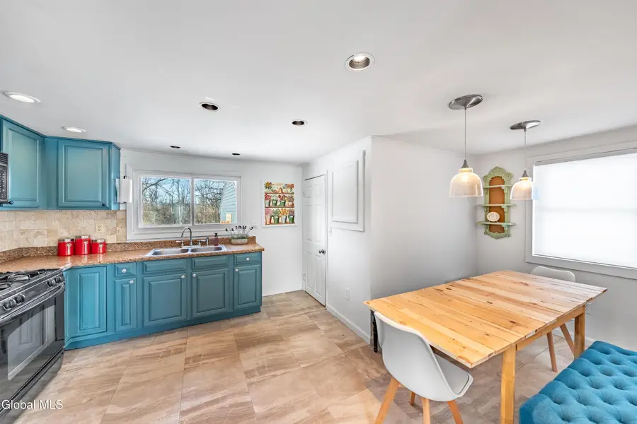 983 Us Route 9w, Bethlehem, NY 12158 - Image #3