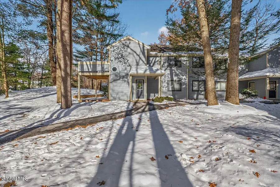 105 Yorktown Drive, Clifton Park, NY 12065 - Image #3