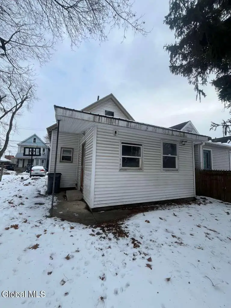 104 Odell Street, Schenectady, NY 12304 - Image #2