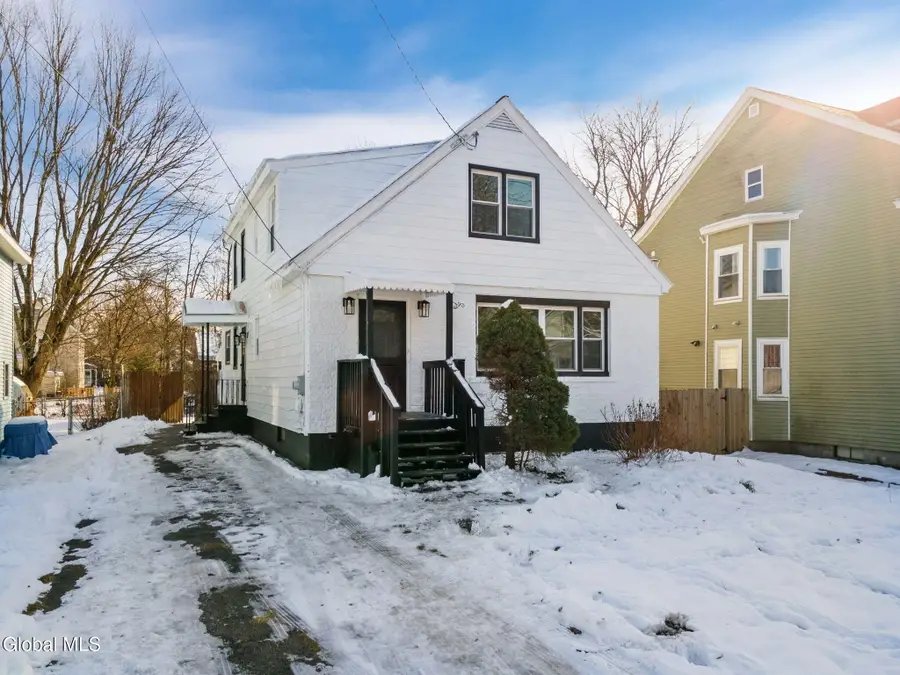 152 Chiswell Road, Schenectady, NY 12304 - Image #2