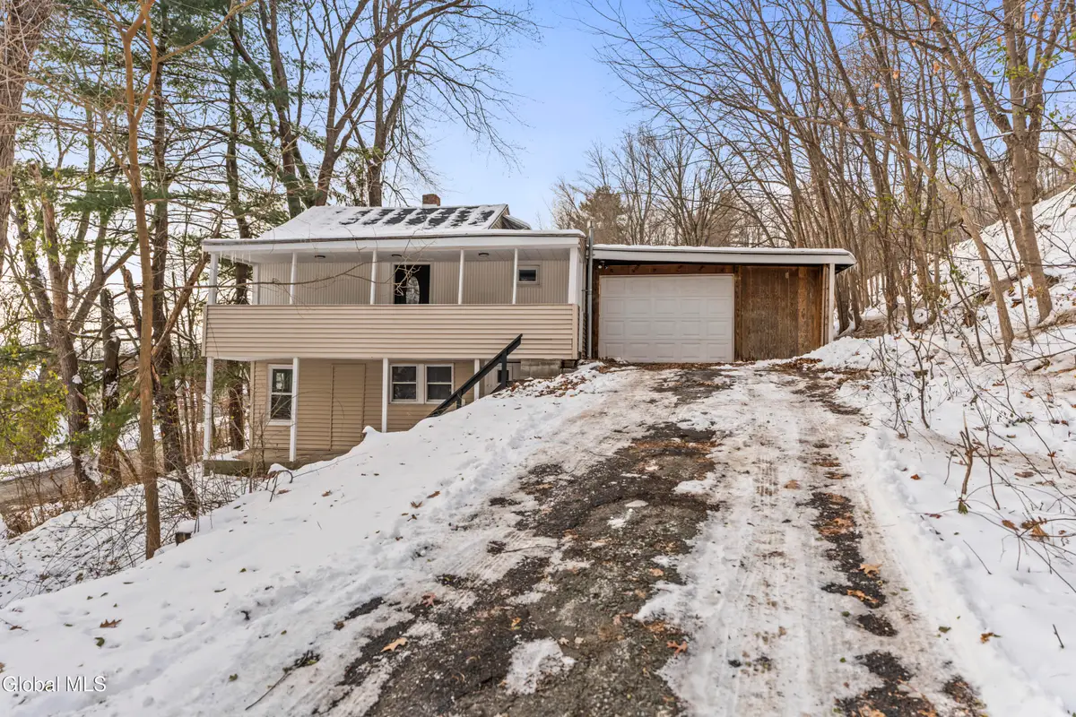 5 Homestead Avenue, North Greenbush, NY 12198 - Image #1