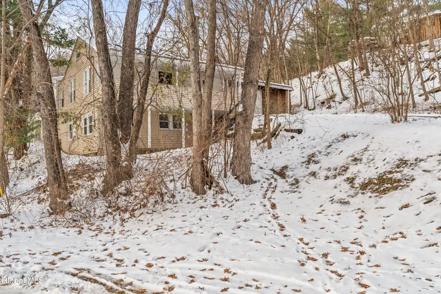 5 Homestead Avenue, North Greenbush, NY 12198 - Image #2