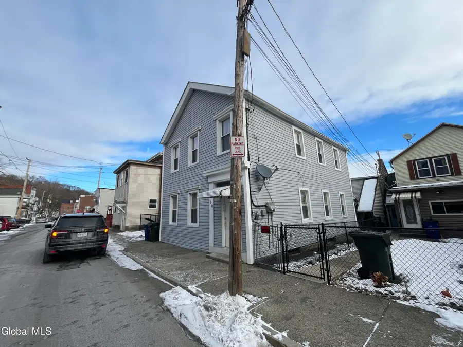 40 Sargent Street, Cohoes, NY 12047 - Image #3