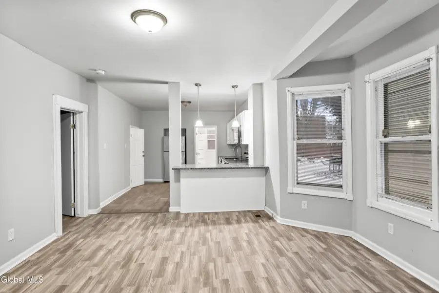 27 N Lake Avenue, Albany, NY 12203 - Image #3