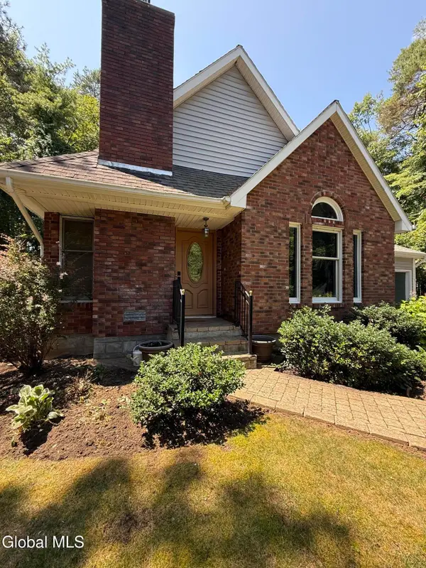 2 Plum Poppy S, Ballston Spa, NY 12020