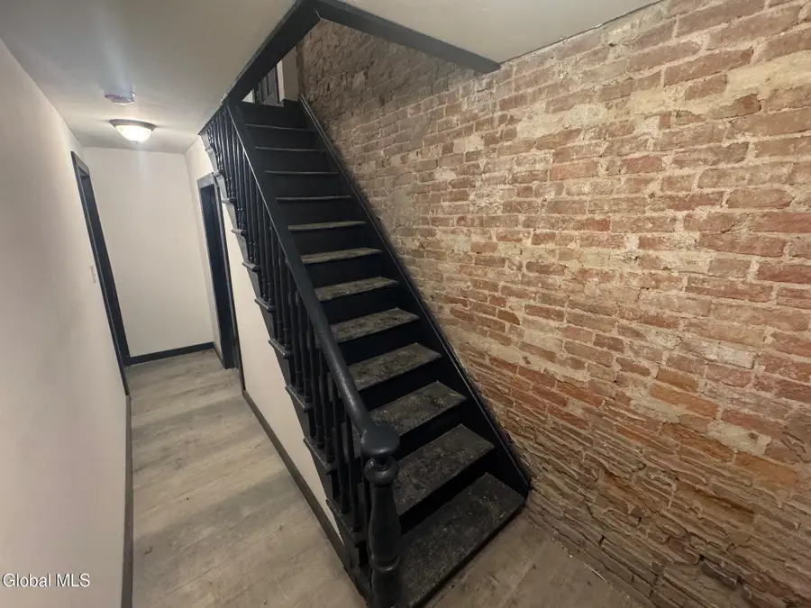 25 Spring Avenue, Troy, NY 12180 - Image #2