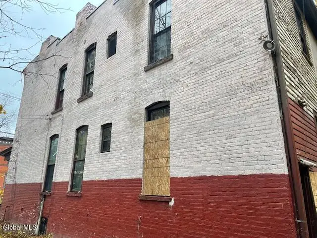 23 Glen Avenue, Troy, NY 12180 - Image #1