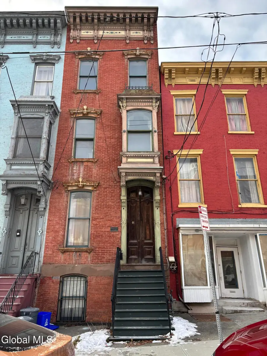 44 Clinton Avenue, Albany, NY 12210 - Image #3