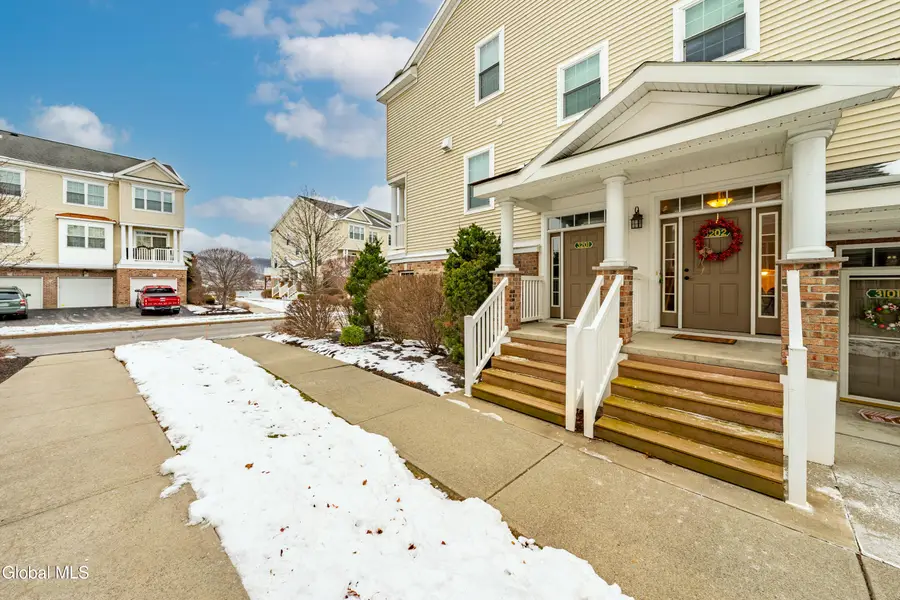 3202 Admirals Walk Drive, Cohoes, NY 12047 - Image #2