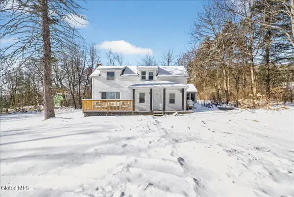 1423 Washout Road, Glenville, NY 12302