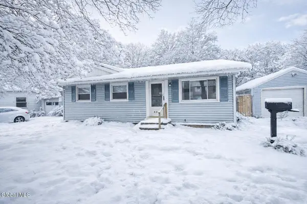 435 Gifford Road, Schenectady, NY 12304