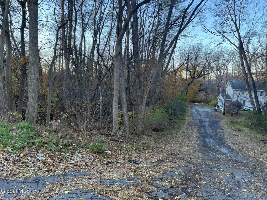 302 Olean, Schenectady, NY 12306 - Image #2